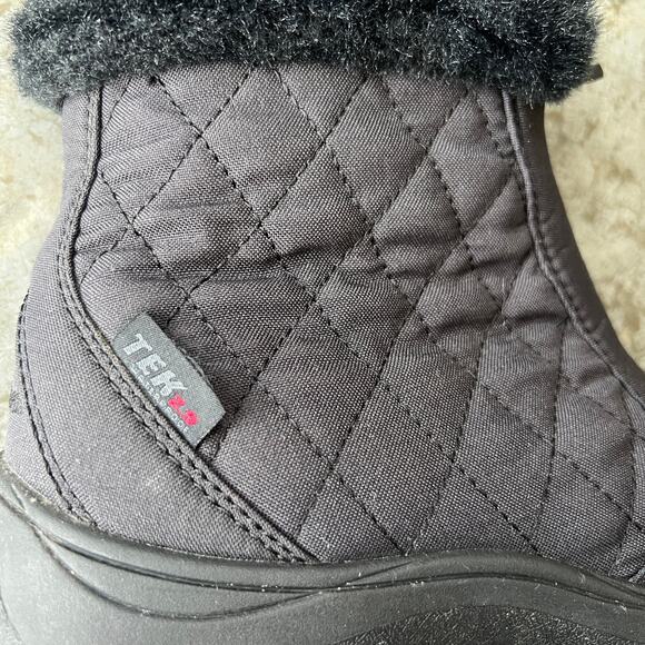 L.L. Bean Ultralight Waterproof Snow Boots Front Zip Quilted Black Women’s 7.5 M - Picture 9 of 11